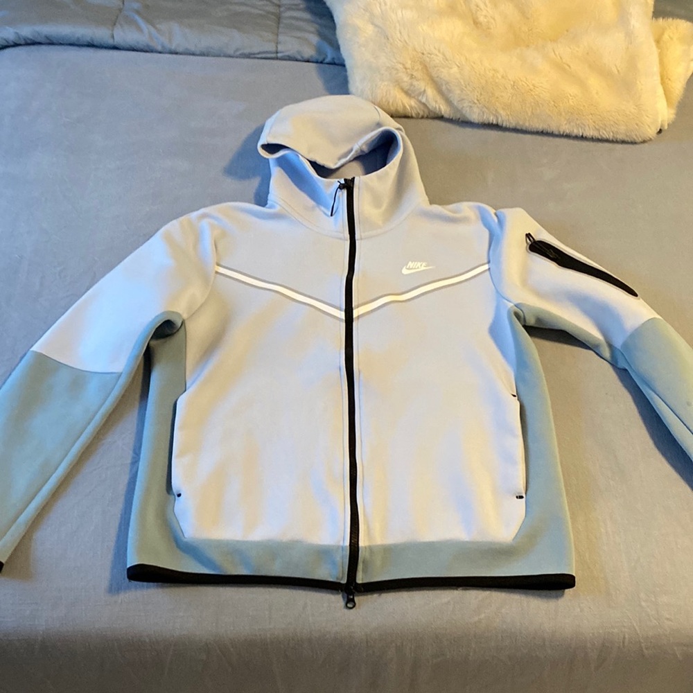 Nike tech hoodie full zip rare